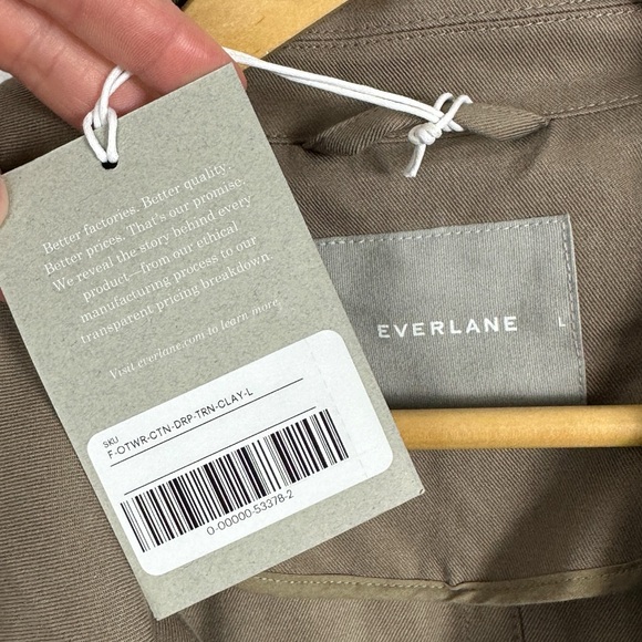 NWT Everlane The Drape Trench Coat Tan Beige Minimalist Size Large Jacket NEW L - Picture 3 of 14